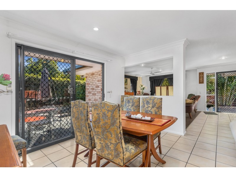 25 Groves Crescent, Boondall QLD 4034