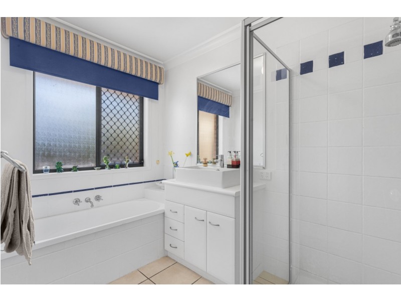 25 Groves Crescent, Boondall QLD 4034