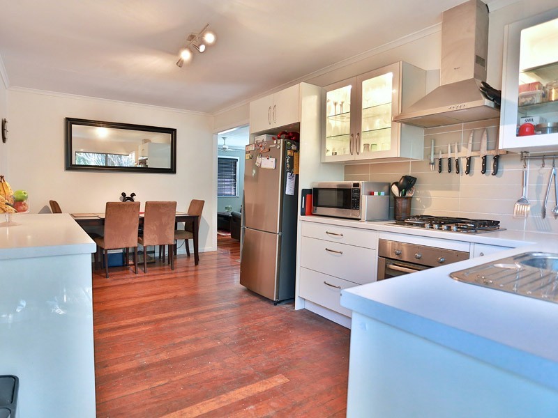 114 Landsboro Avenue, Boondall QLD 4034