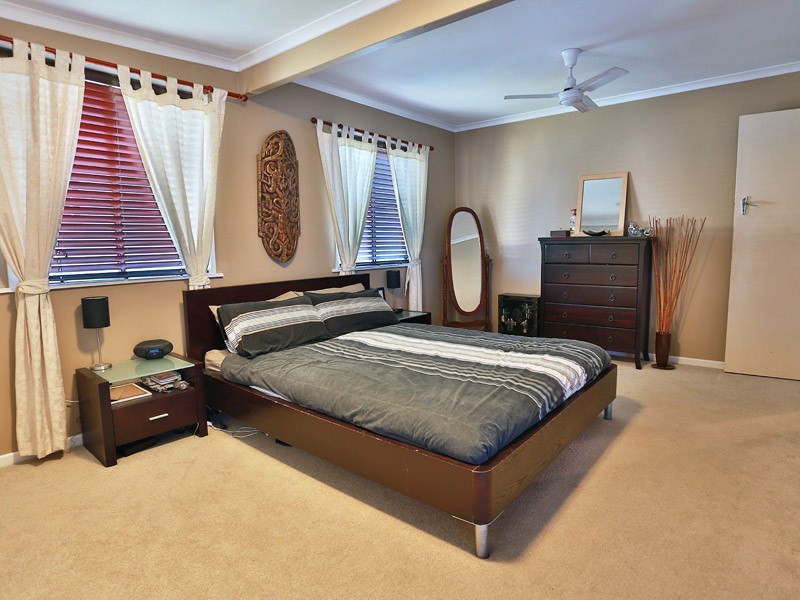 114 Landsboro Avenue, Boondall QLD 4034