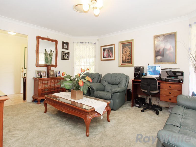 100 Bangalow Street, Bridgeman Downs QLD 4035