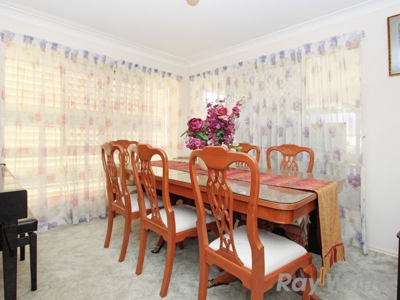 100 Bangalow Street, Bridgeman Downs QLD 4035