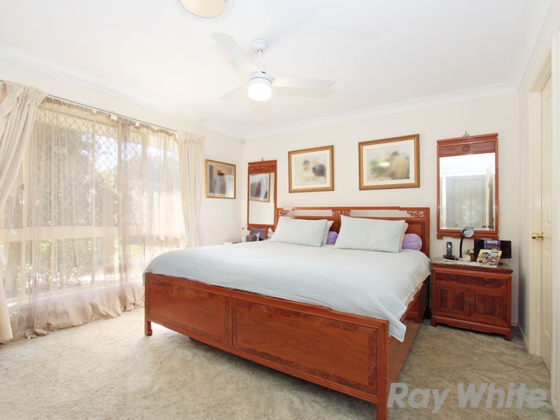 100 Bangalow Street, Bridgeman Downs QLD 4035