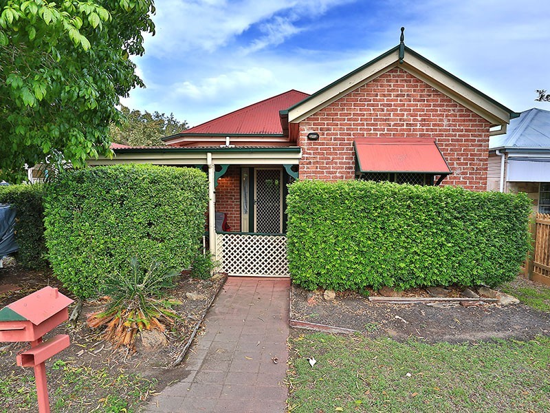 3 Jacaranda Close, Fitzgibbon QLD 4018