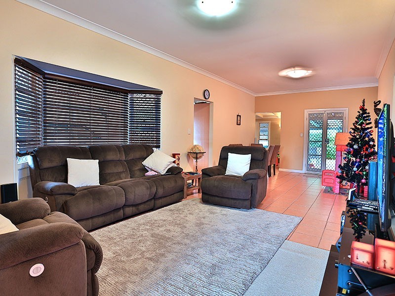 3 Jacaranda Close, Fitzgibbon QLD 4018