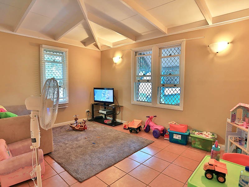 3 Jacaranda Close, Fitzgibbon QLD 4018