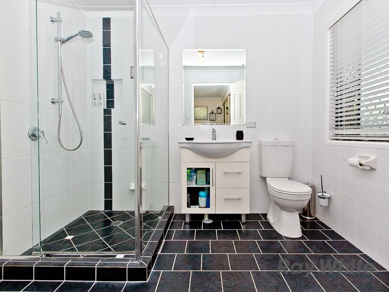 7 Grenadier Street, Bray Park QLD 4500