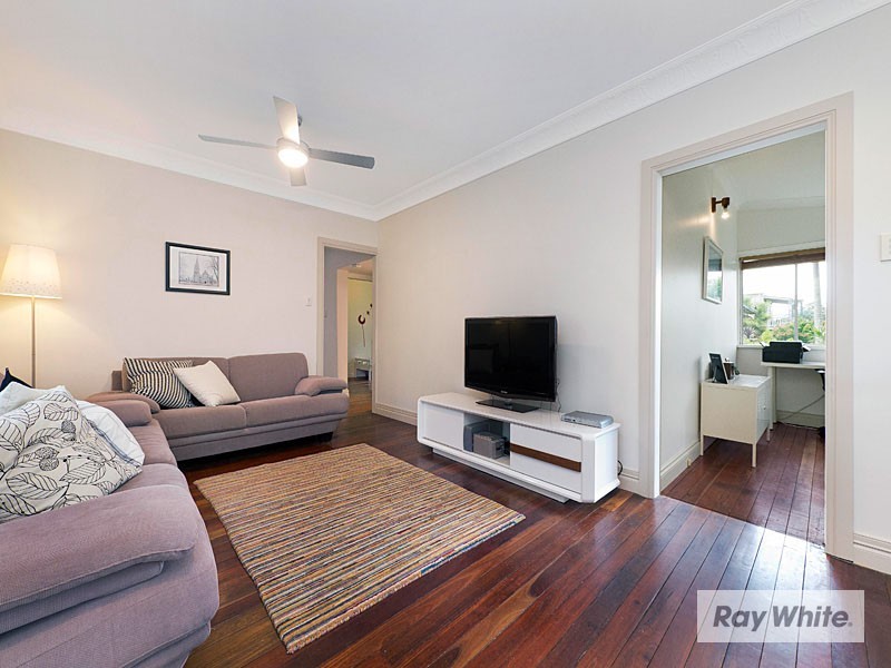 20 Gilpin Street, Shorncliffe QLD 4017