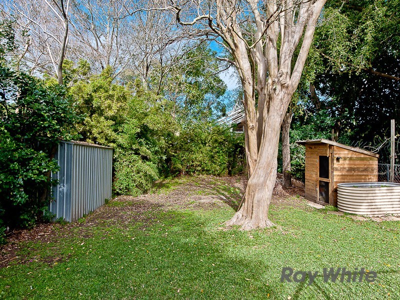 16 Kate Street, Shorncliffe QLD 4017