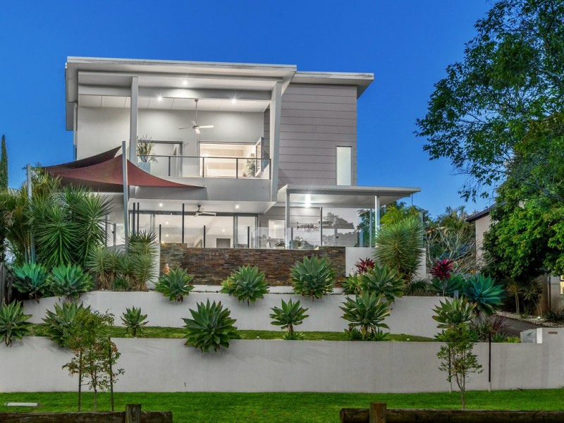 90 Stringybark Drive, Chermside West QLD 4032