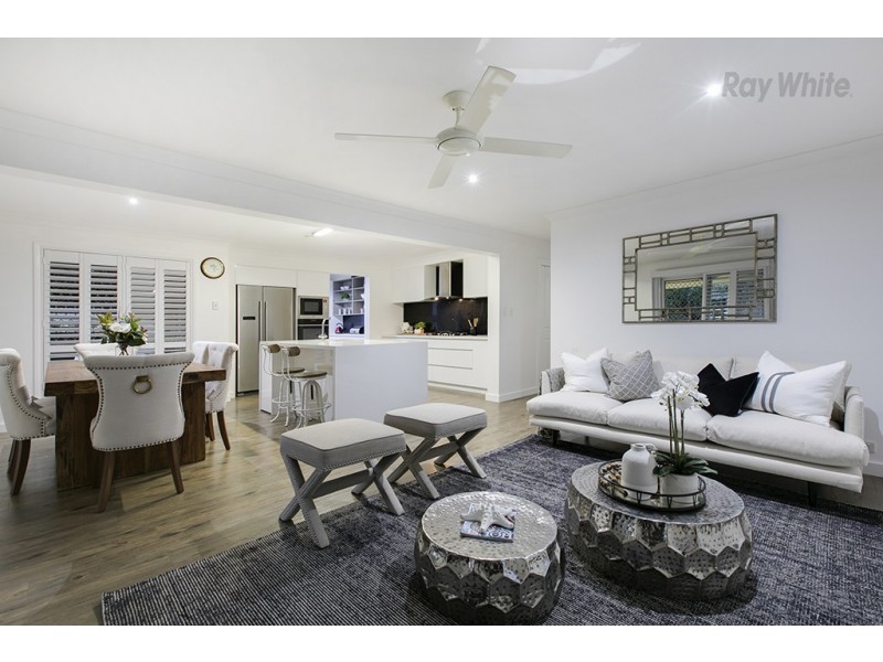 72 Oxford Crescent, Bridgeman Downs QLD 4035