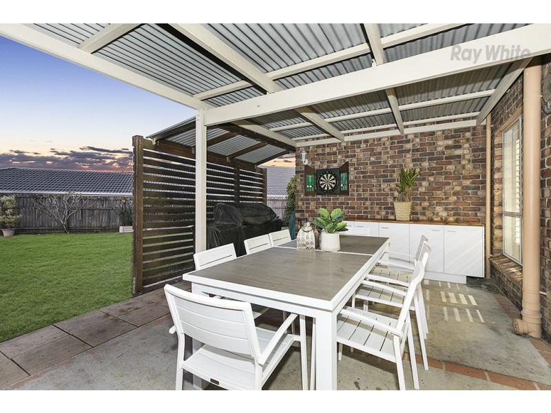 72 Oxford Crescent, Bridgeman Downs QLD 4035