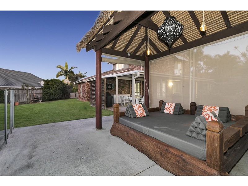 72 Oxford Crescent, Bridgeman Downs QLD 4035