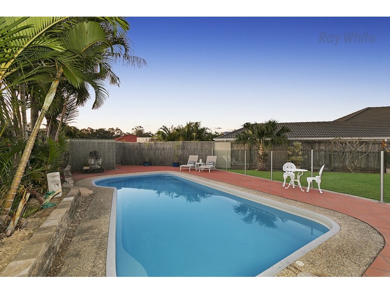 72 Oxford Crescent, Bridgeman Downs QLD 4035