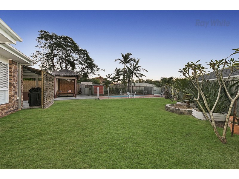 72 Oxford Crescent, Bridgeman Downs QLD 4035