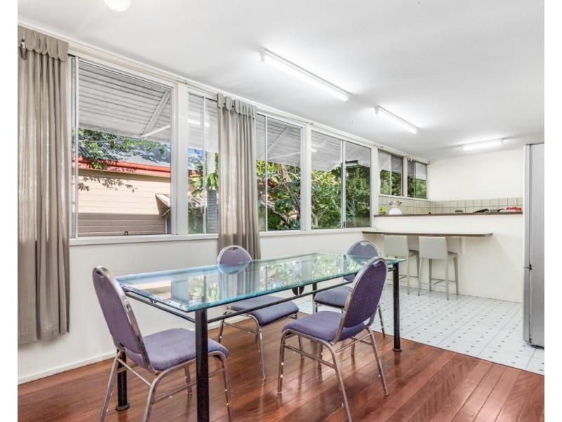 10 Ewing Street, Zillmere QLD 4034