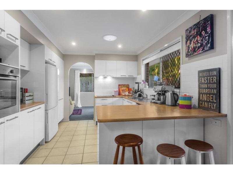 27 Hawbridge Street, Carseldine QLD 4034