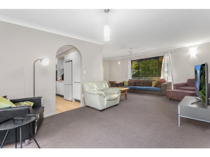 27 Hawbridge Street, Carseldine QLD 4034