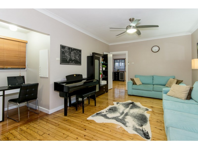 31 Tolmie Street, Zillmere QLD 4034