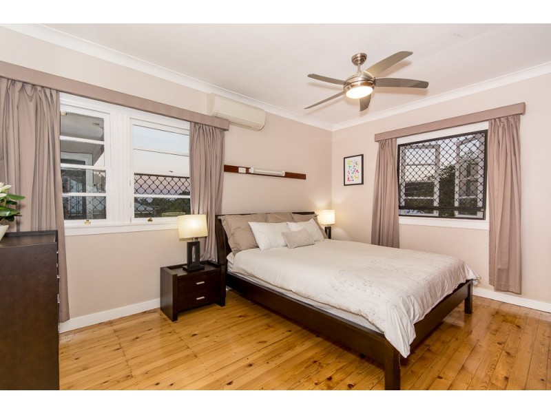 31 Tolmie Street, Zillmere QLD 4034