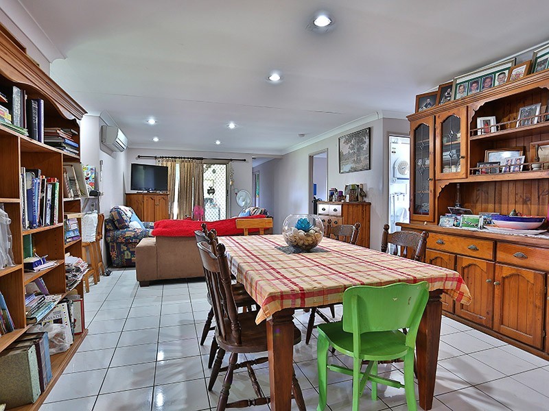 217 Dorville Road, Carseldine QLD 4034