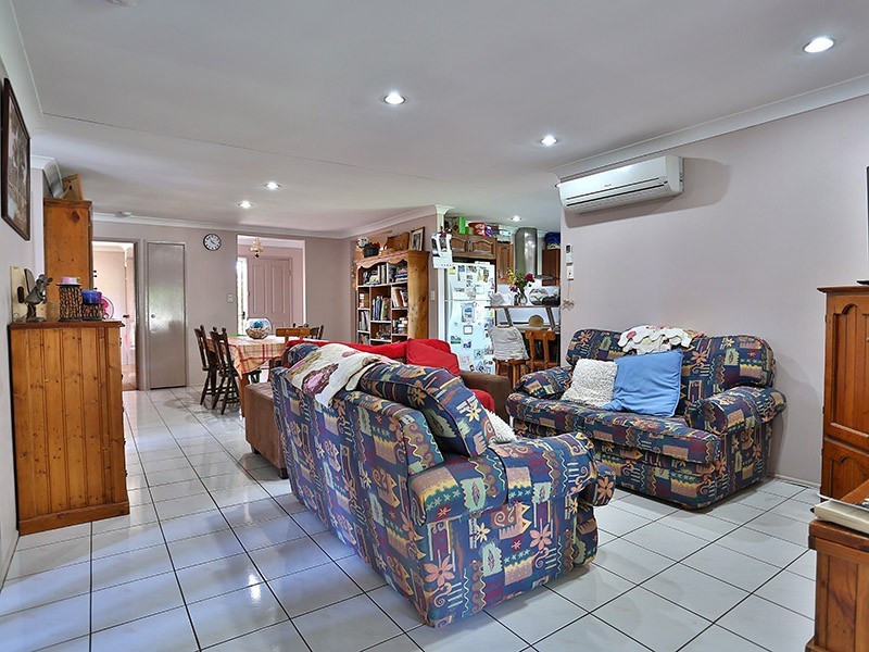 217 Dorville Road, Carseldine QLD 4034