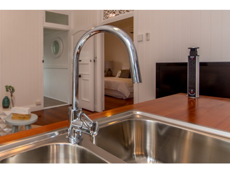 42 Adams Street, Deagon QLD 4017