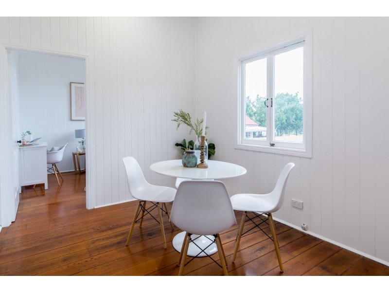 42 Adams Street, Deagon QLD 4017