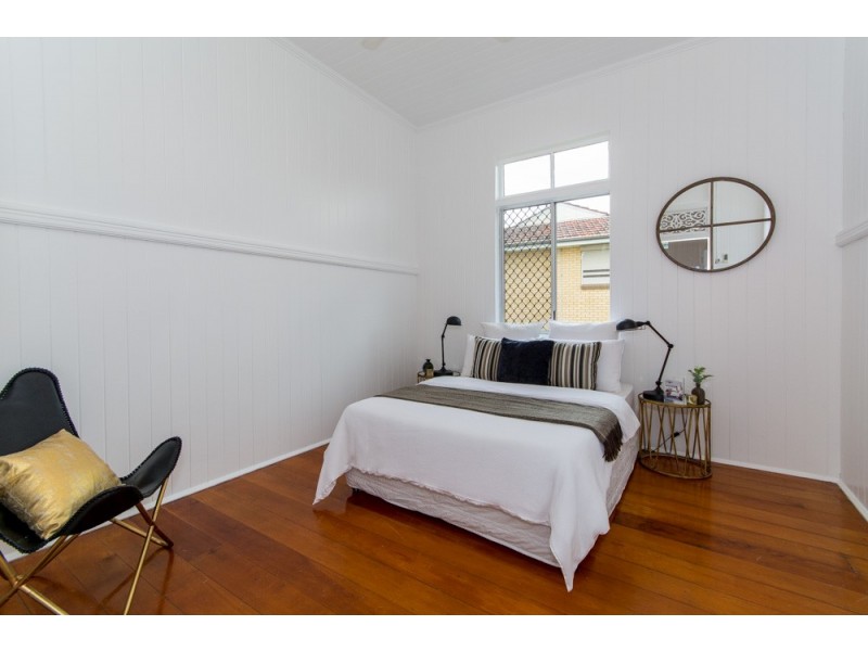 42 Adams Street, Deagon QLD 4017