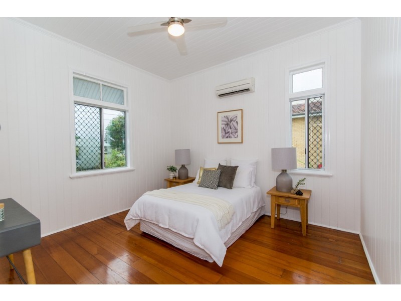 42 Adams Street, Deagon QLD 4017