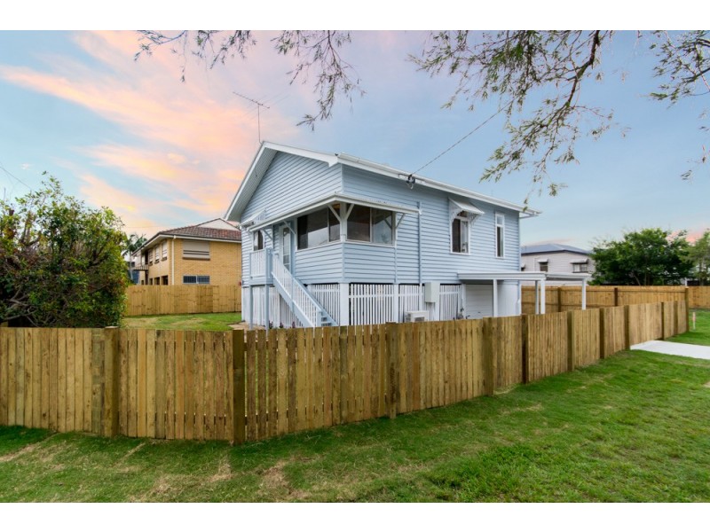 42 Adams Street, Deagon QLD 4017