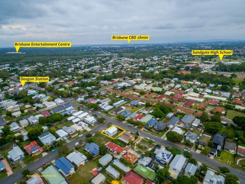 42 Adams Street, Deagon QLD 4017