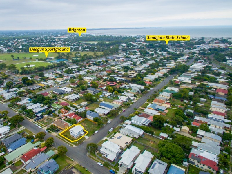 42 Adams Street, Deagon QLD 4017