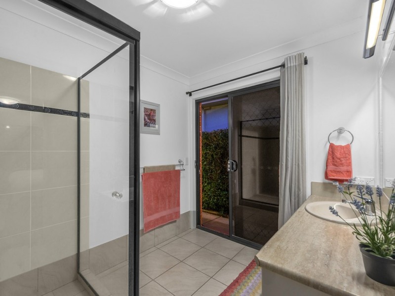 31 Chelsea Crescent, Bridgeman Downs QLD 4035