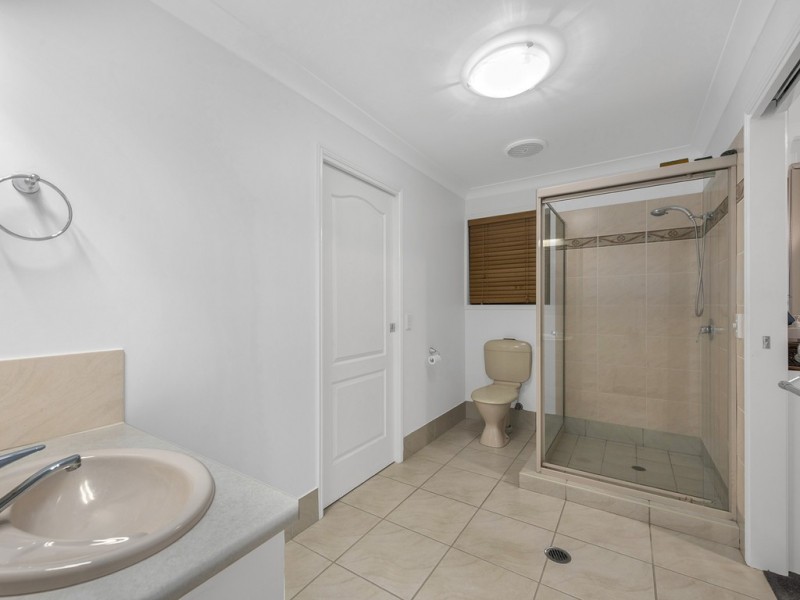 31 Chelsea Crescent, Bridgeman Downs QLD 4035