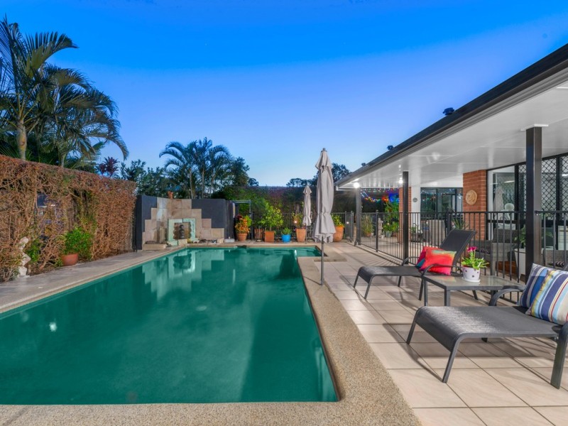 31 Chelsea Crescent, Bridgeman Downs QLD 4035