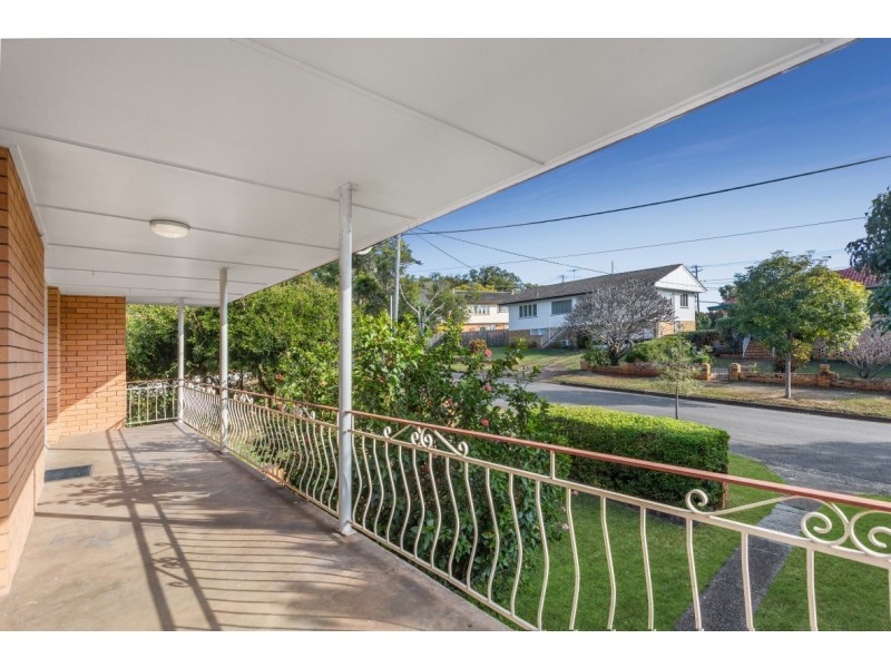 5 Leeson Street, Boondall QLD 4034