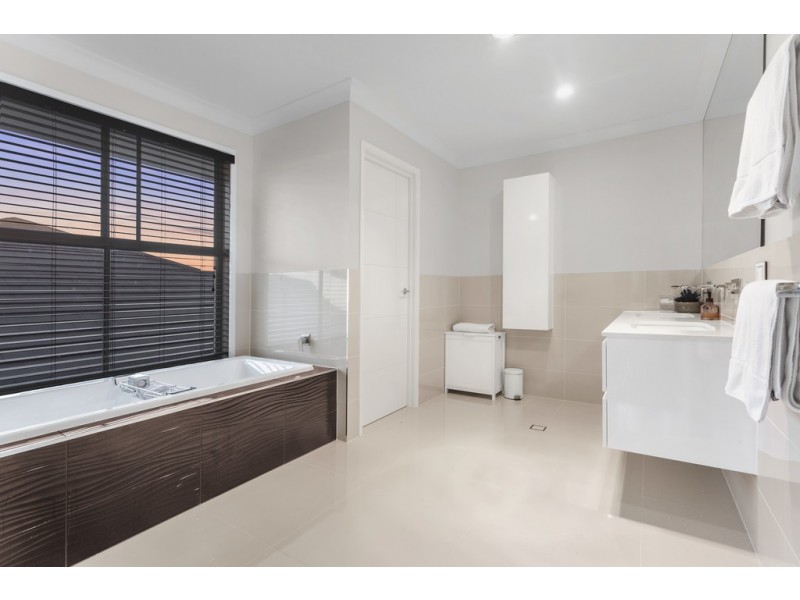 31 Paterson Street, North Lakes QLD 4509