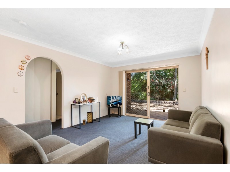 2/14 Halcomb Street, Zillmere QLD 4034