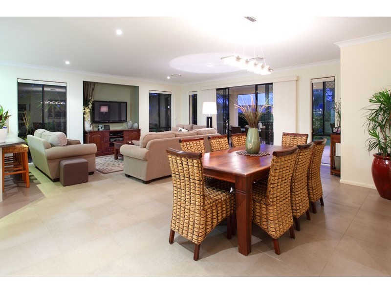 1 Manor Close, Murrumba Downs QLD 4503