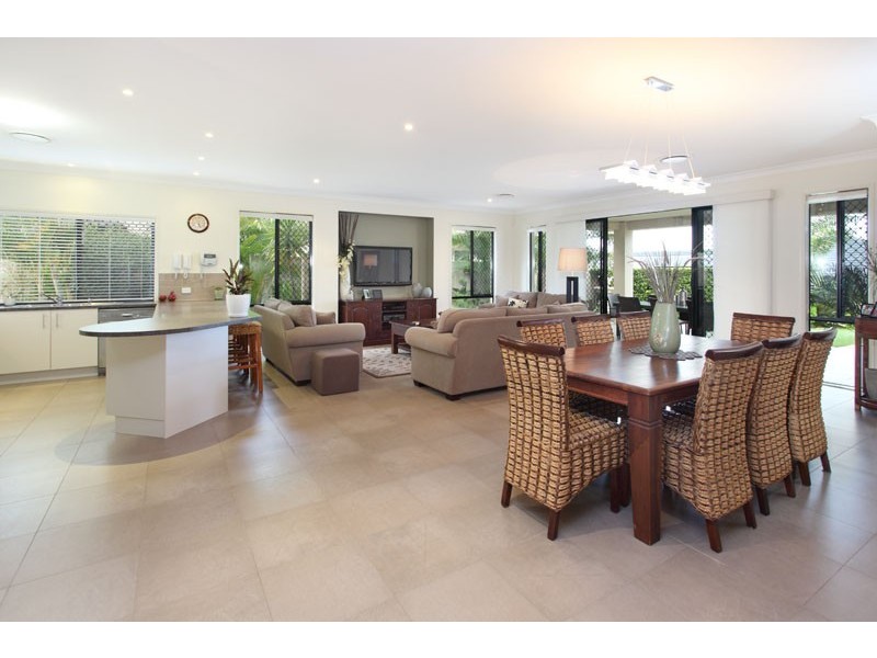 1 Manor Close, Murrumba Downs QLD 4503