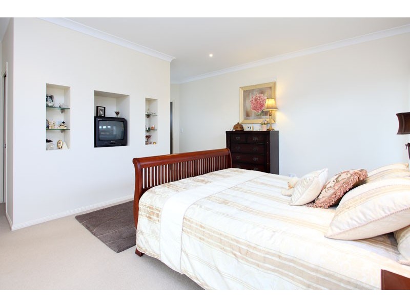 1 Manor Close, Murrumba Downs QLD 4503