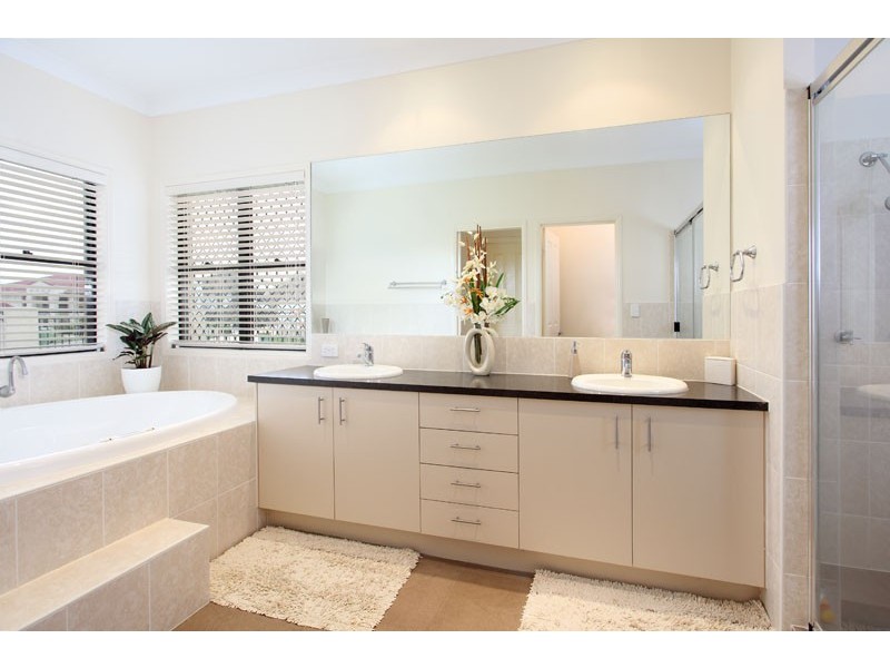 1 Manor Close, Murrumba Downs QLD 4503