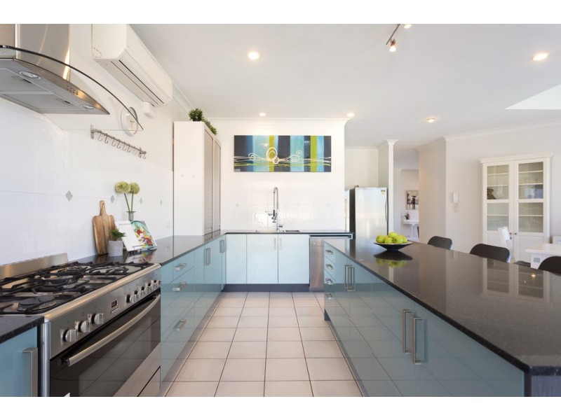 3 Waterford Place, Bridgeman Downs QLD 4035