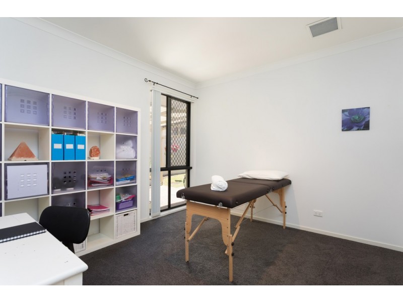 3 Waterford Place, Bridgeman Downs QLD 4035