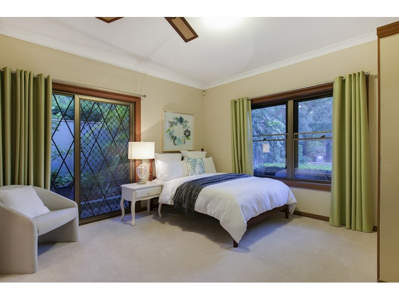 54 Retreat Street, Bridgeman Downs QLD 4035