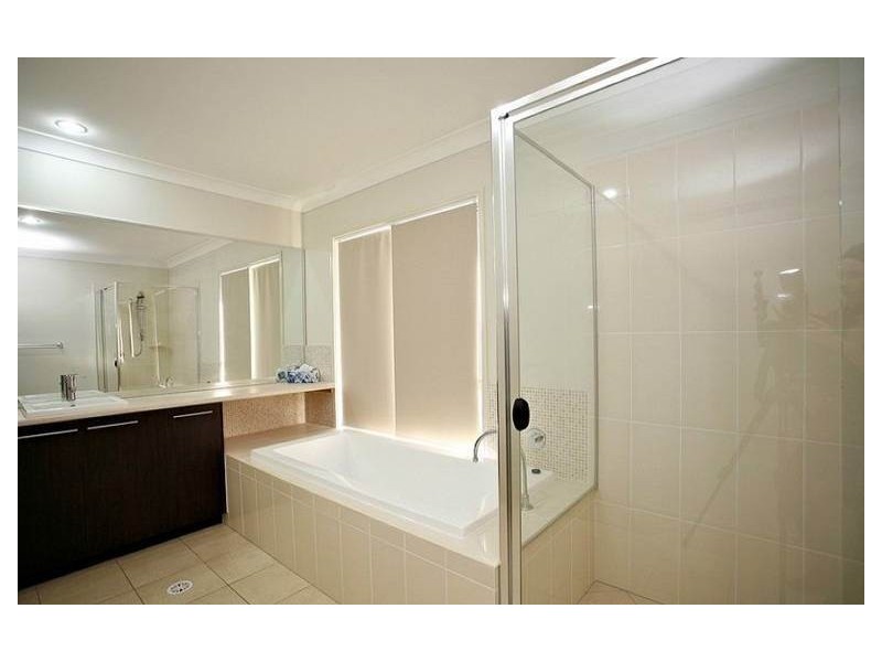 7 Hedge Court, Aspley QLD 4034