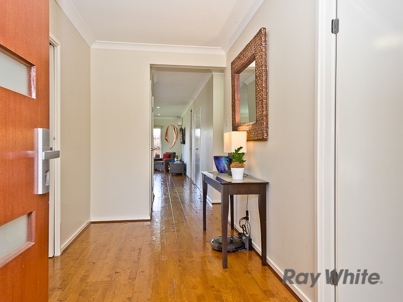 9 Corella Crescent, Warner QLD 4500