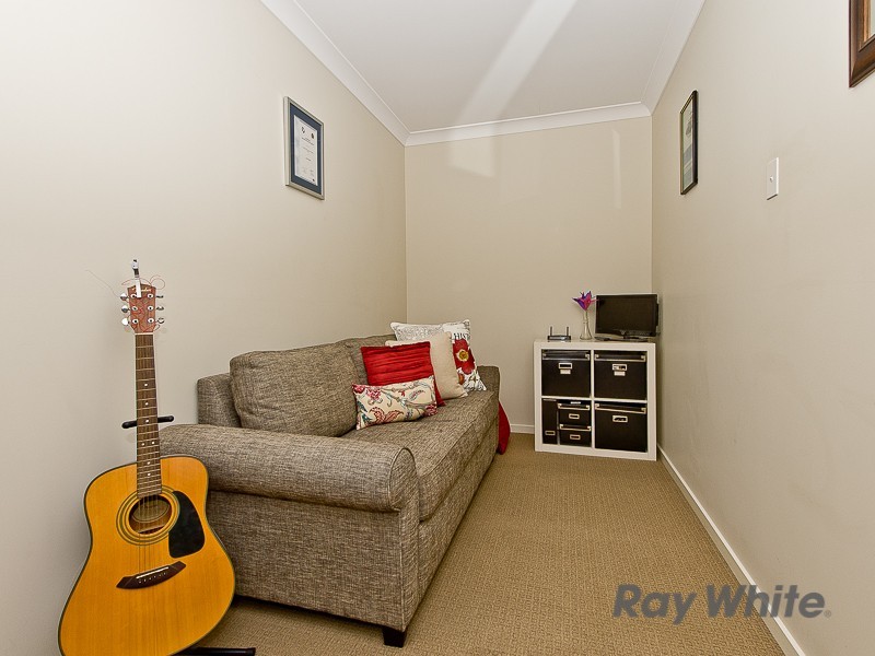 9 Corella Crescent, Warner QLD 4500