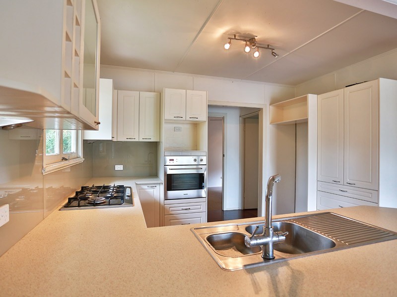 19 Lucan Avenue, Aspley QLD 4034